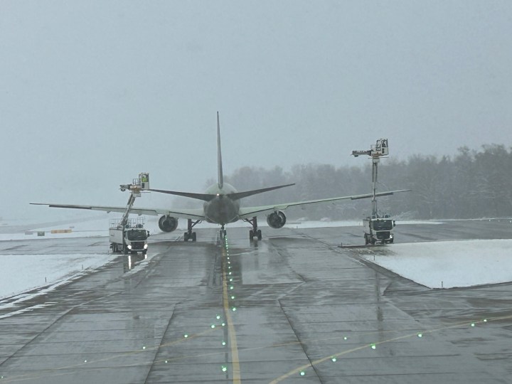 คำตอบจากโพสต์ที่แล้ว☺️สรุปคือโดนเต็มๆ ครับ หิมะตกหนักเลย&nbsp;❄️🌨️❄️